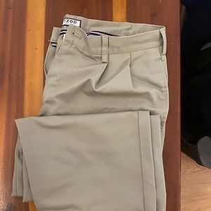 Izod khaki dress pants